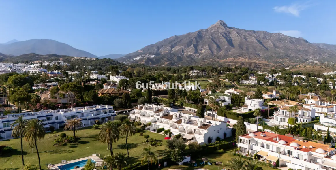 Venta de adosado en Nueva Andalucía 37