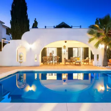 Venta de villa independiente en Marbella