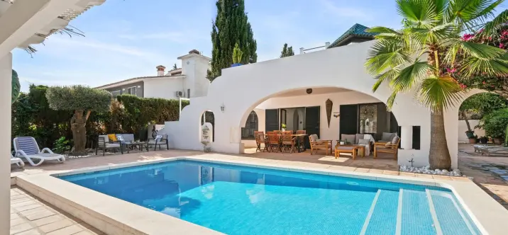 Venta de villa independiente en Marbella 3