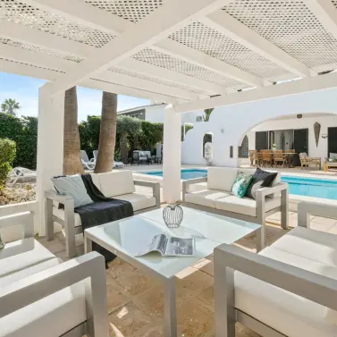 Venta de villa independiente en Marbella