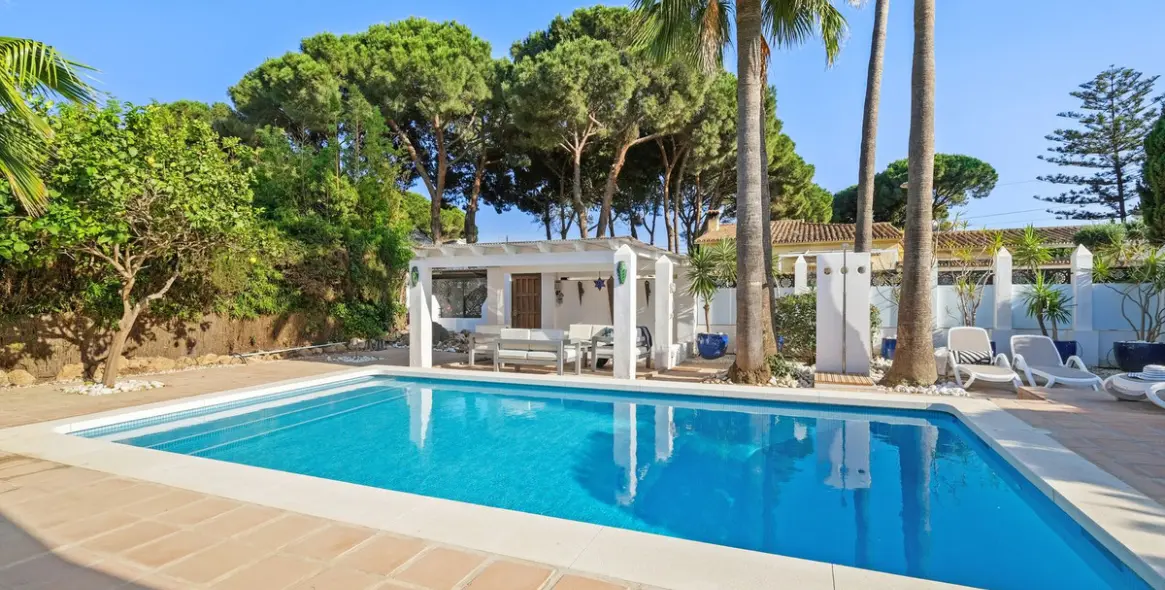 Venta de villa independiente en Marbella 32