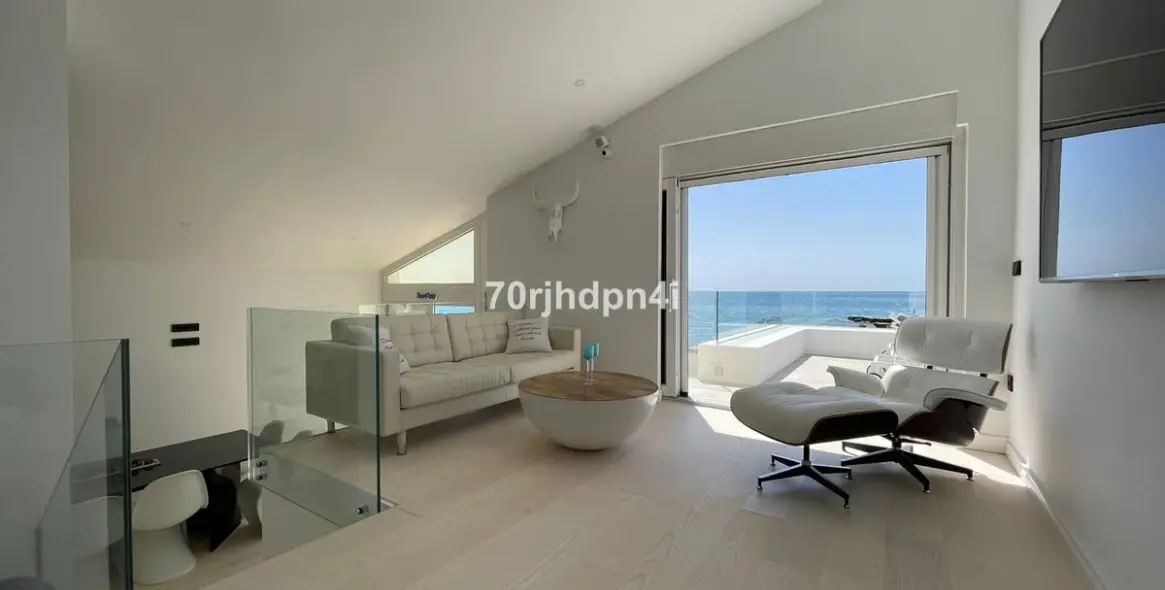 Venta de villa independiente en Estepona 23