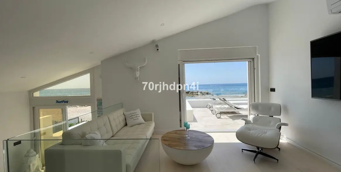 Venta de villa independiente en Estepona 28