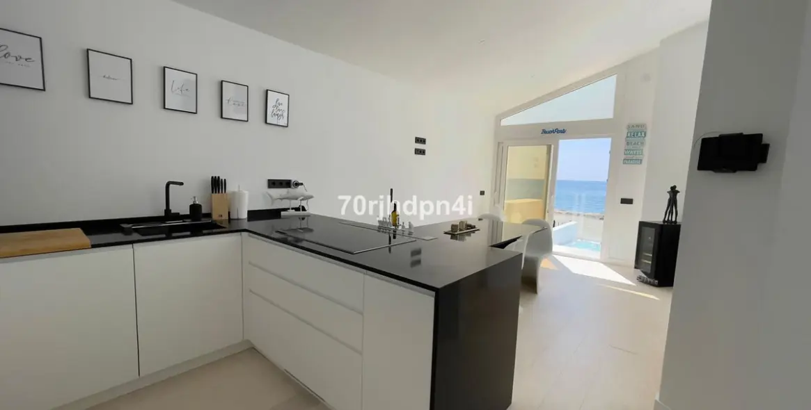 Venta de villa independiente en Estepona 43