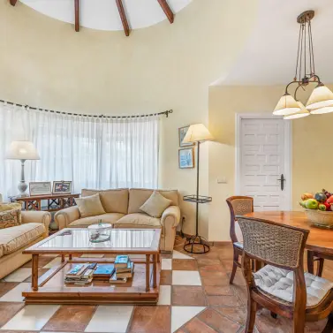 Venta de villa independiente en San Pedro de Alcántara