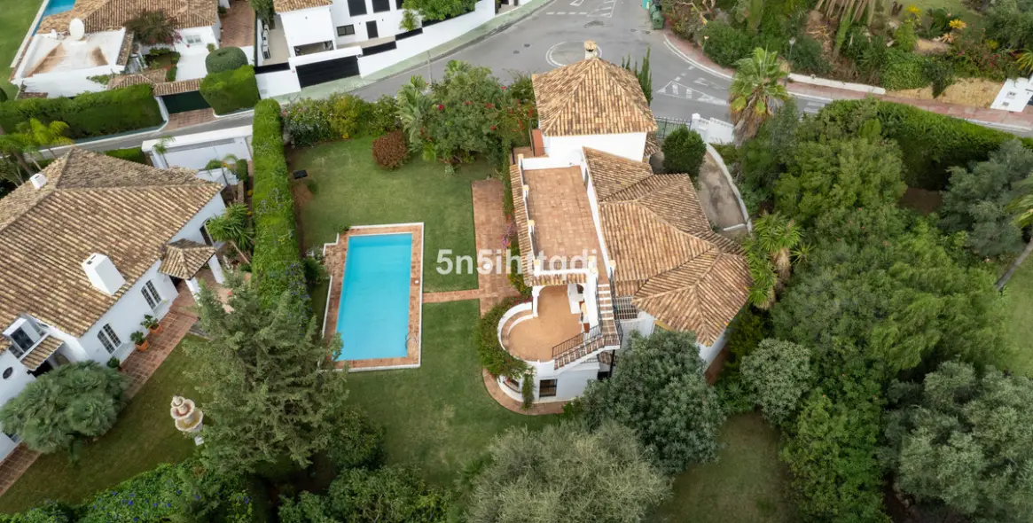 Venta de villa independiente en The Golden Mile 6