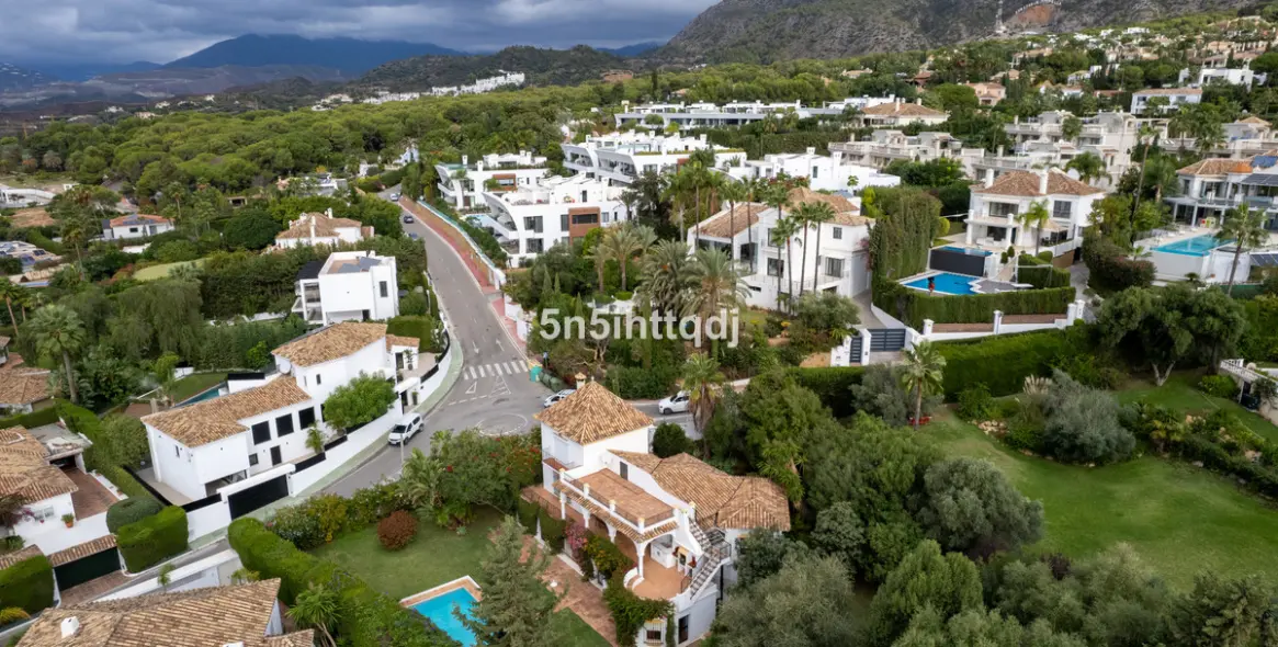 Venta de villa independiente en The Golden Mile 9