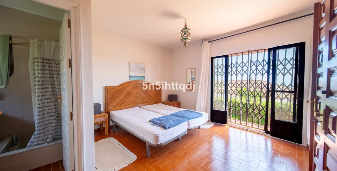 Venta de villa independiente en The Golden Mile 15