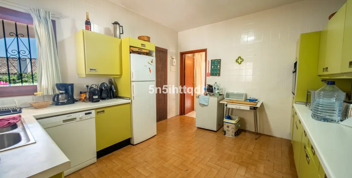 Venta de villa independiente en The Golden Mile 17