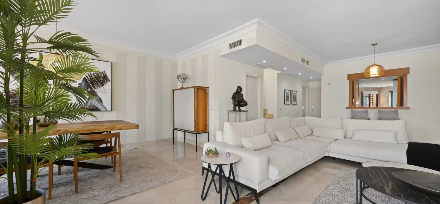 Venta de ático dúplex en San Pedro de Alcántara 4