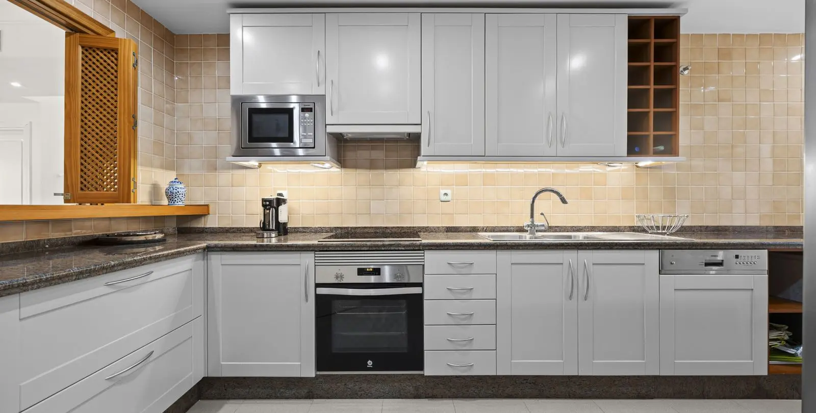 Продажа двухуровневого пентхауса в San Pedro de Alcántara 12