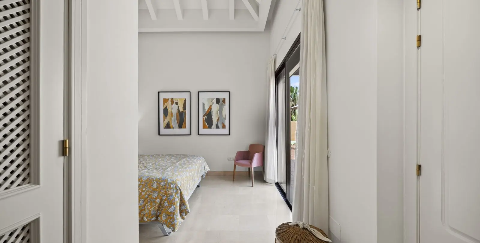 Продажа двухуровневого пентхауса в San Pedro de Alcántara 15