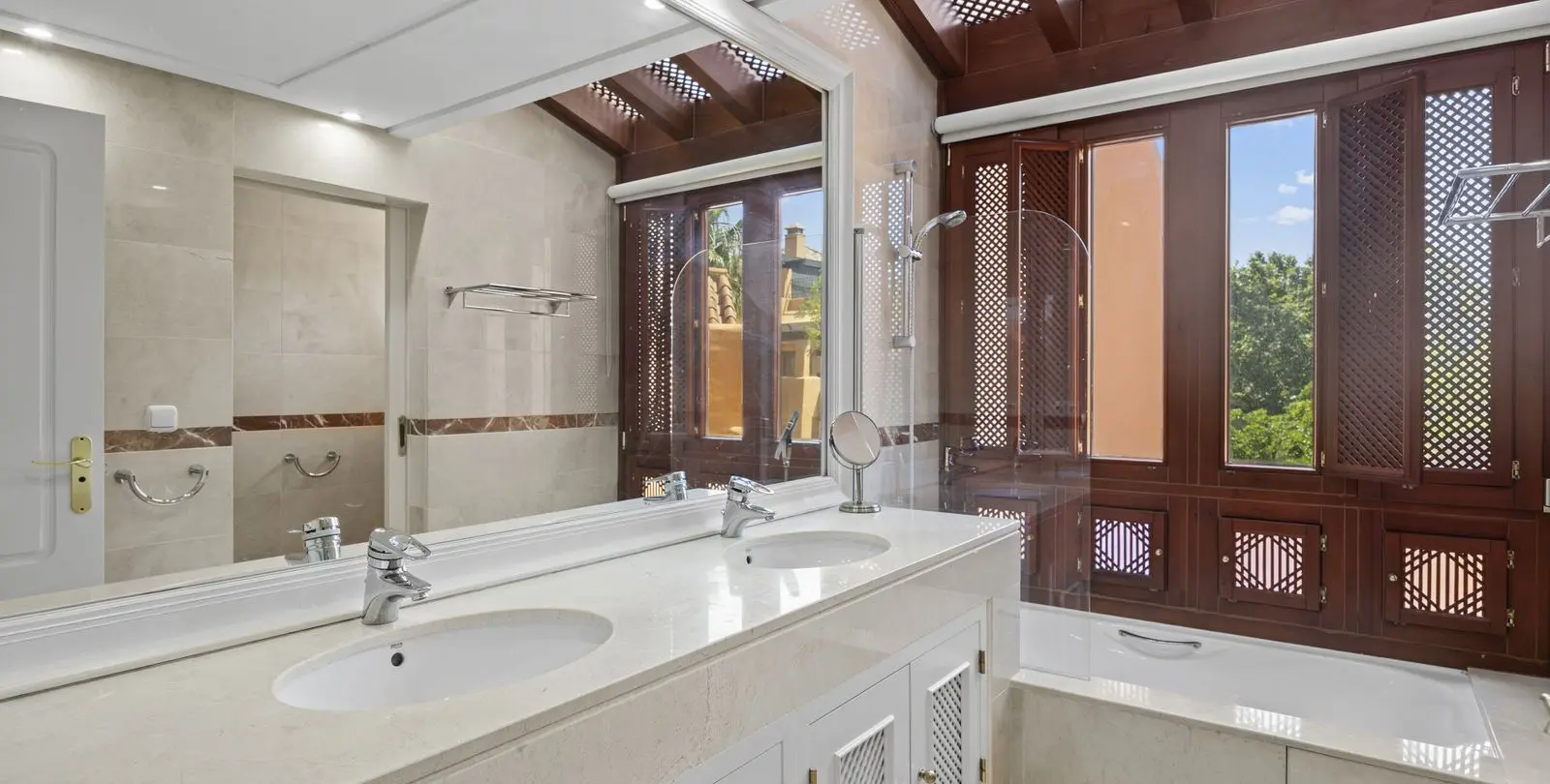 Продажа двухуровневого пентхауса в San Pedro de Alcántara 16