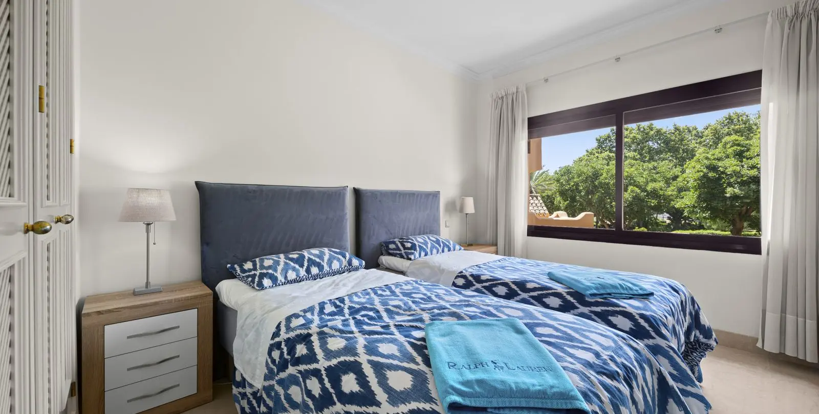 Продажа двухуровневого пентхауса в San Pedro de Alcántara 21