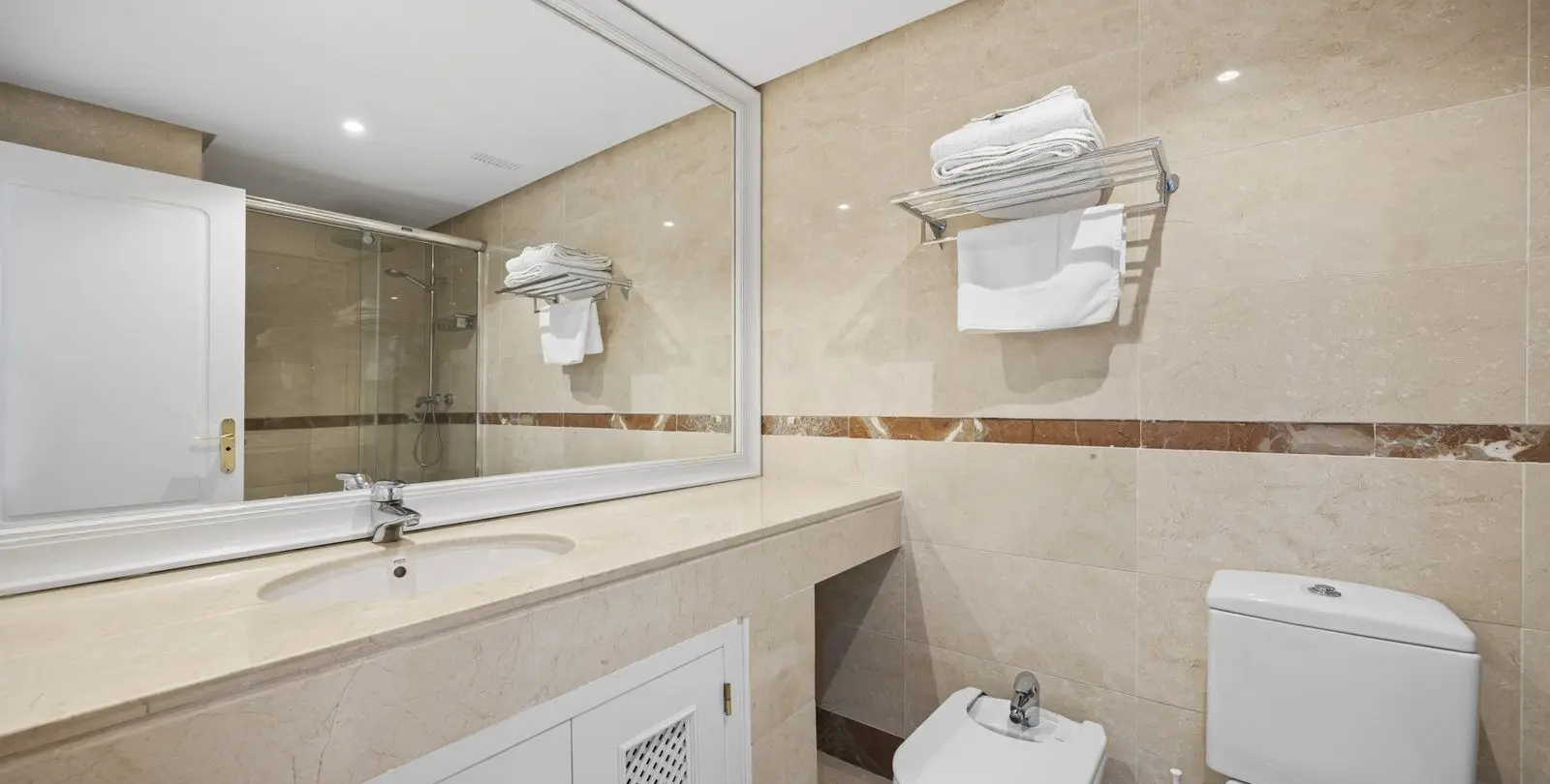 Продажа двухуровневого пентхауса в San Pedro de Alcántara 22