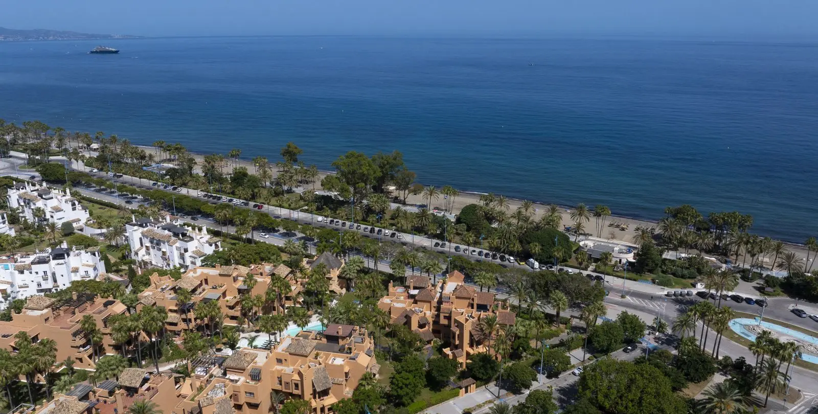 Продажа двухуровневого пентхауса в San Pedro de Alcántara 33