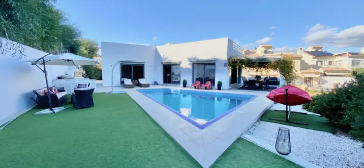 Venta de villa independiente en Mijas 4