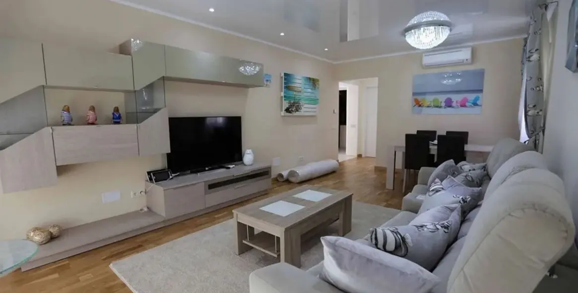 Long-term rent of detached villa in San Pedro de Alcántara 7