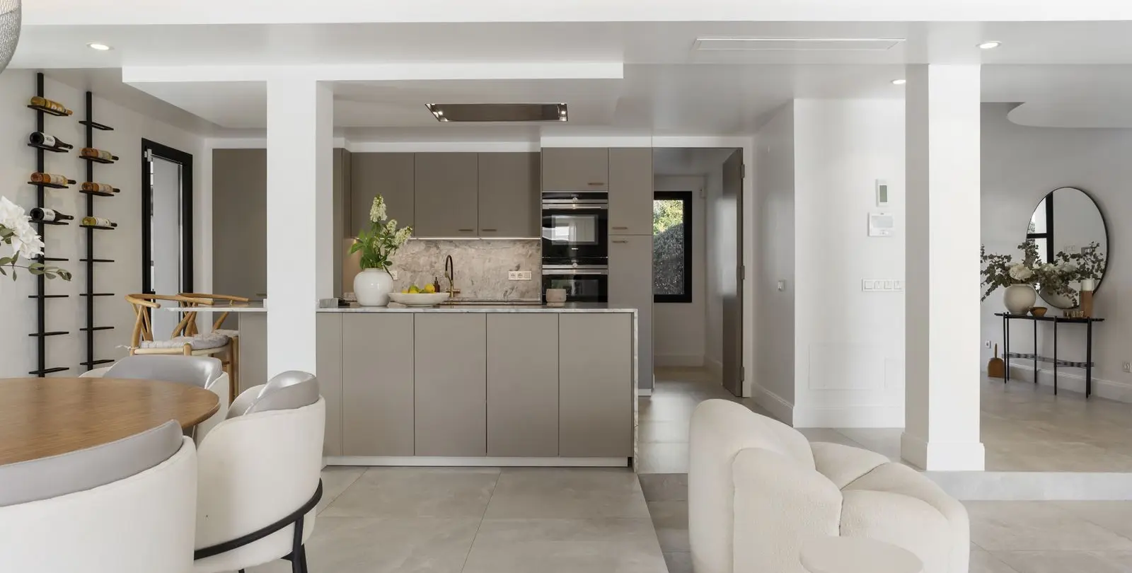 Short-term rent of detached villa in Nueva Andalucía 12