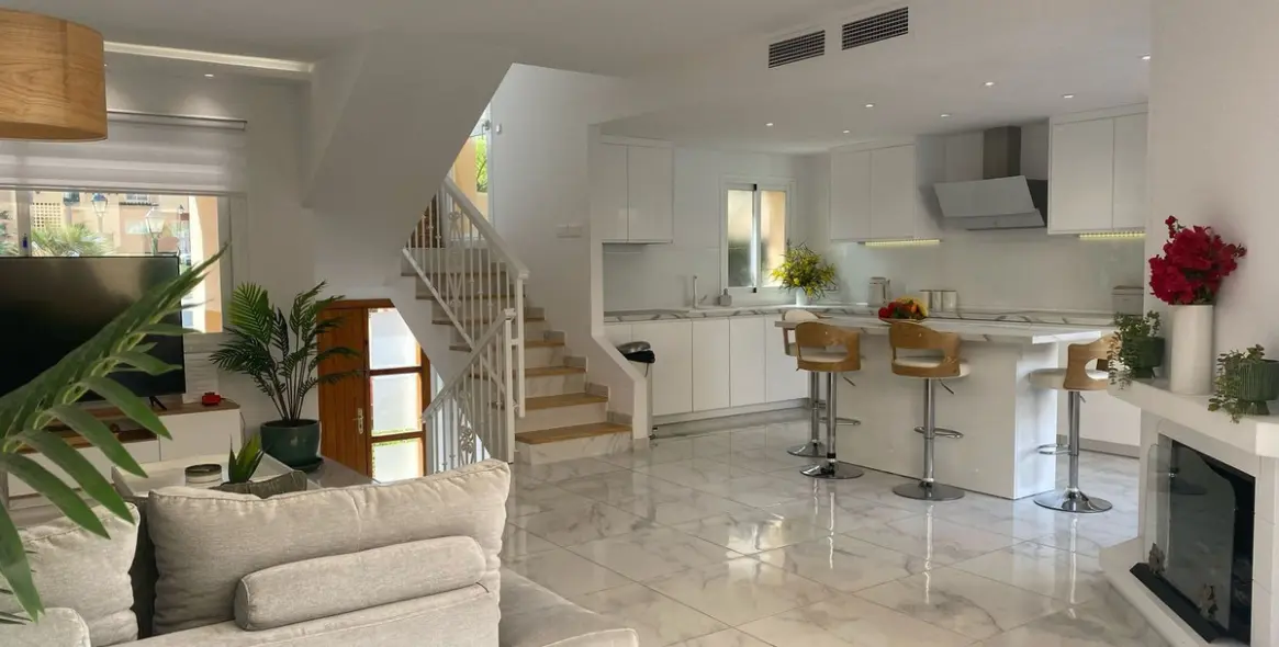 Long-term rent of townhouse in Marbella 11