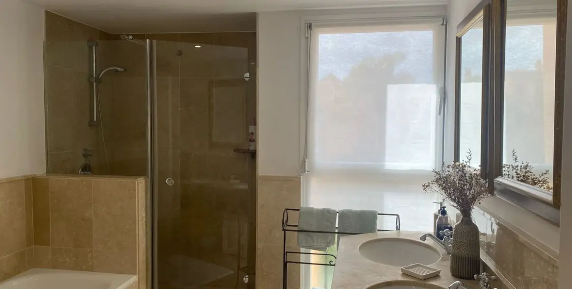 Long-term rent of townhouse in Marbella 34