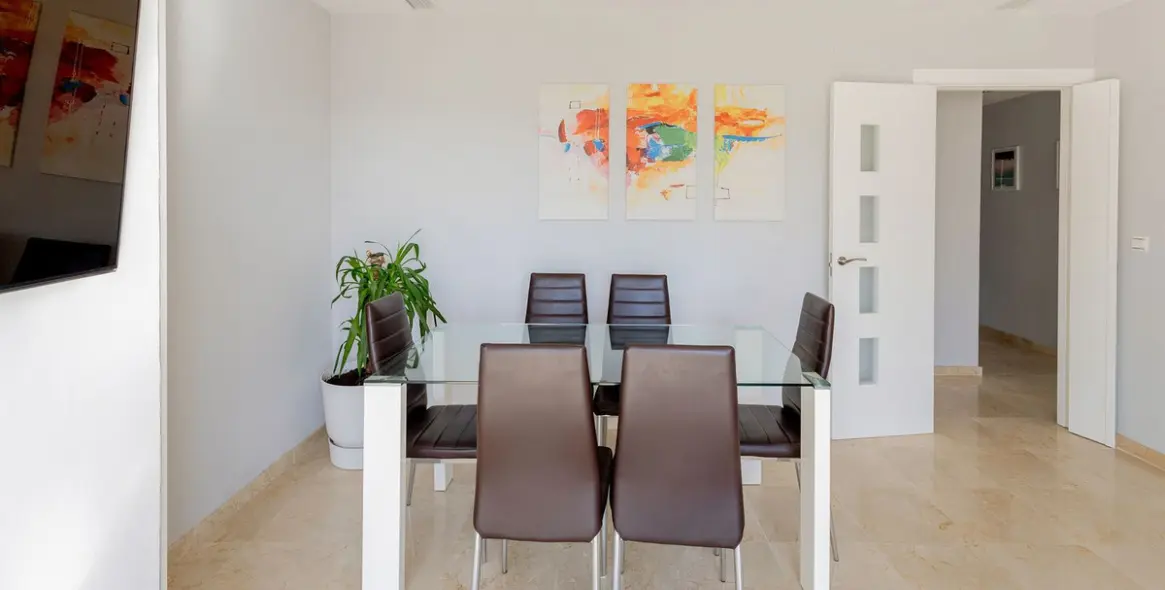 Venta de ático dúplex en Estepona 8