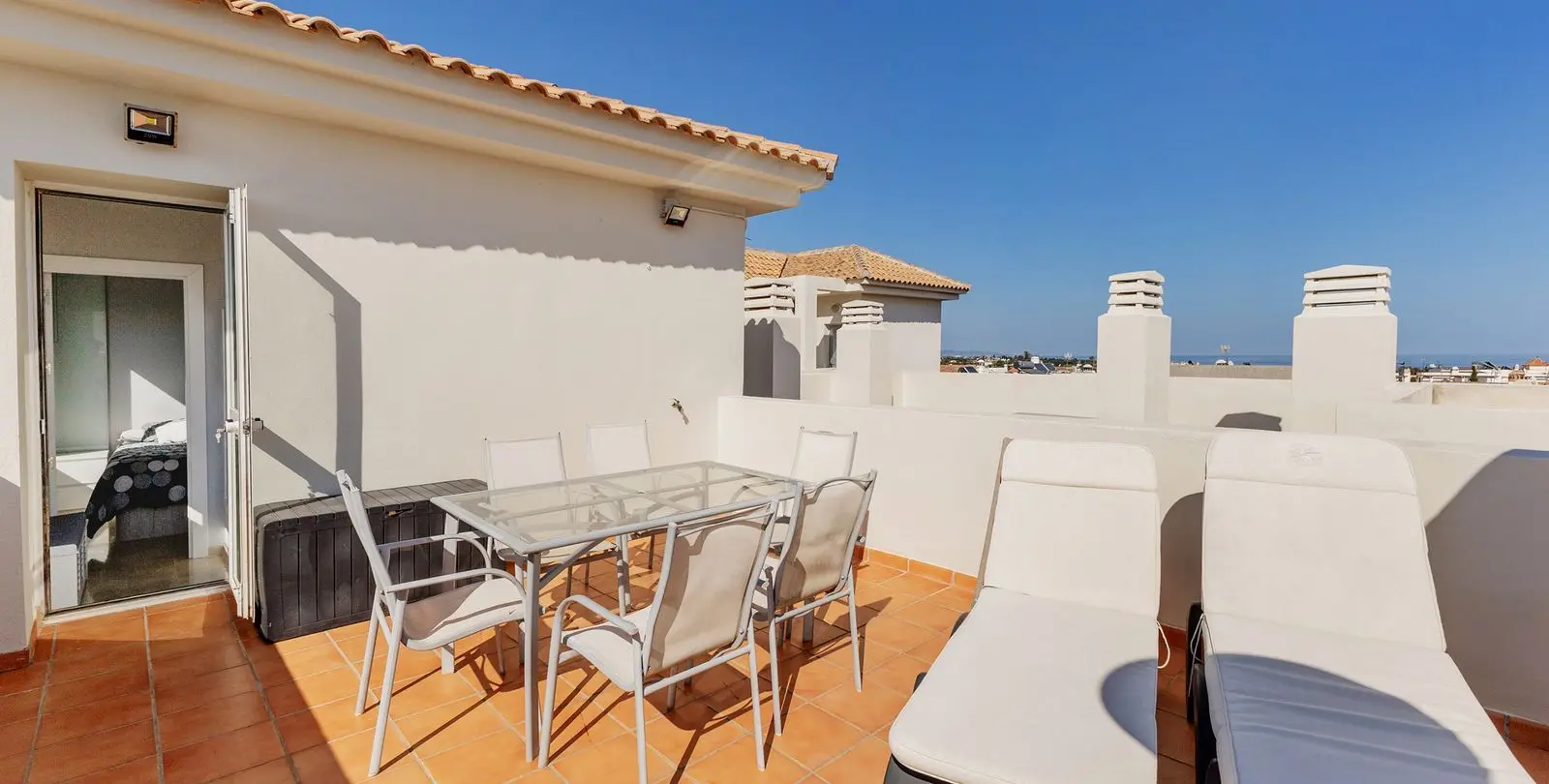 Продажа двухуровневого пентхауса в Estepona 4