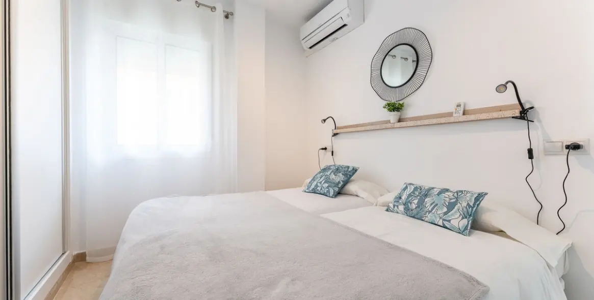 Sale of middle floor apartment in Fuengirola 4