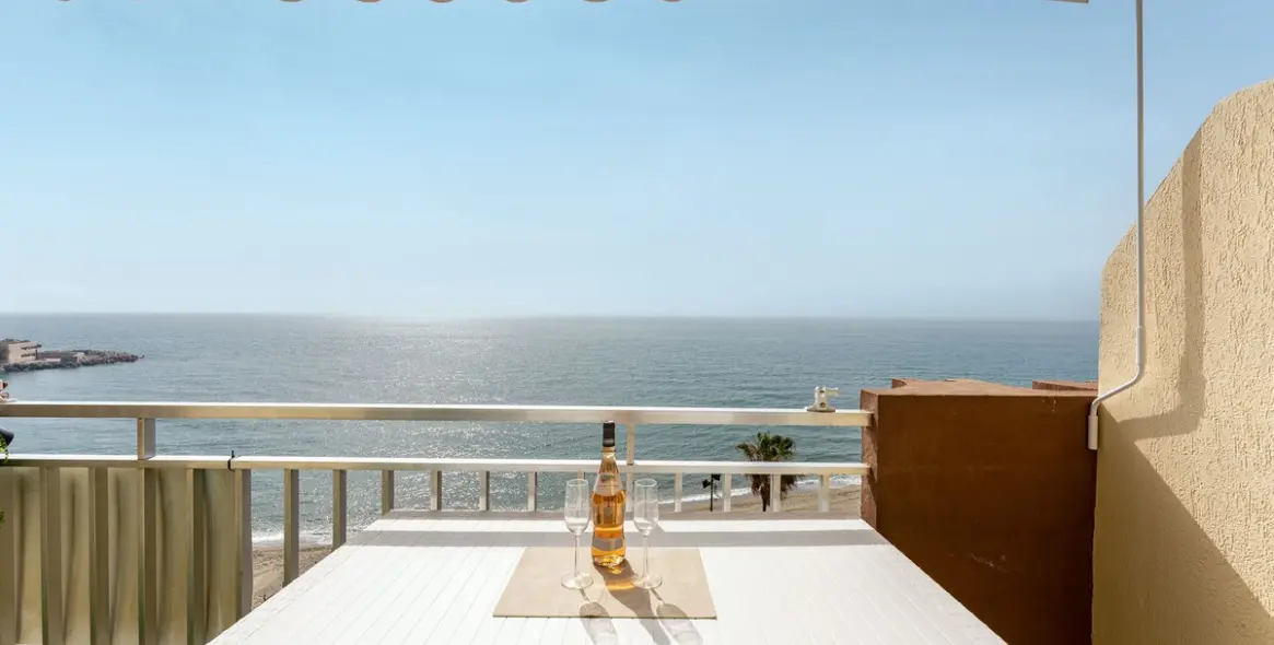 Sale of middle floor apartment in Fuengirola 13