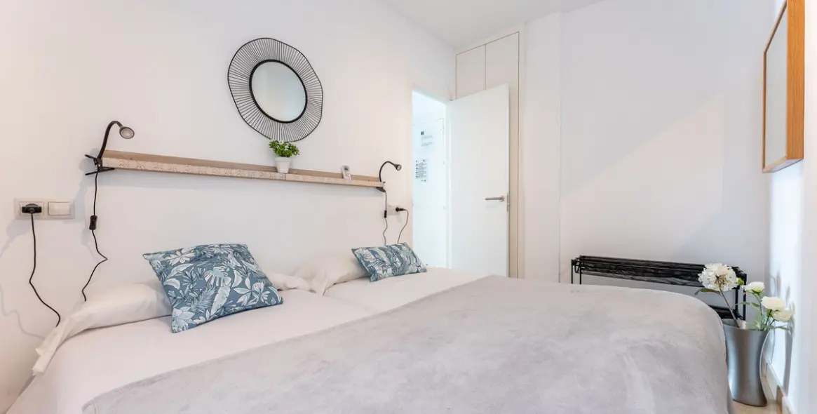 Sale of middle floor apartment in Fuengirola 16