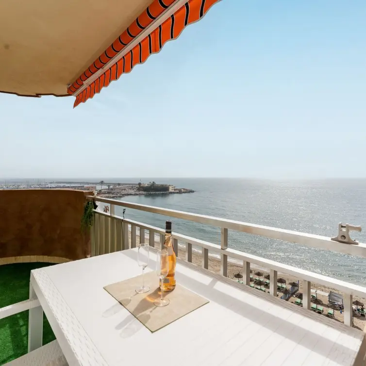 Продажа апартаментов на среднем этаже в Fuengirola