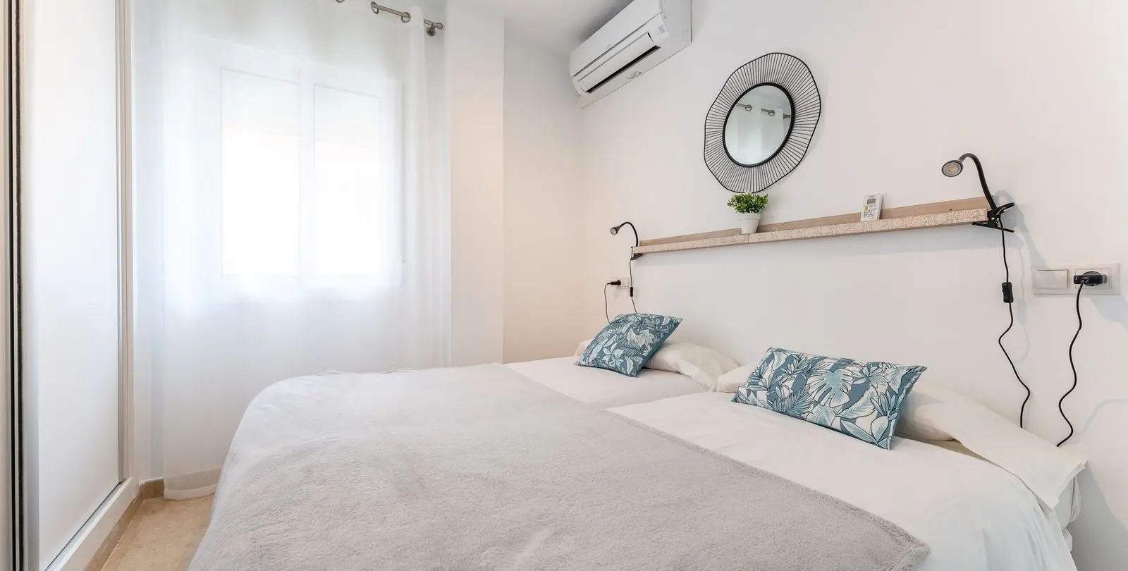 Sale of middle floor apartment in Fuengirola 4