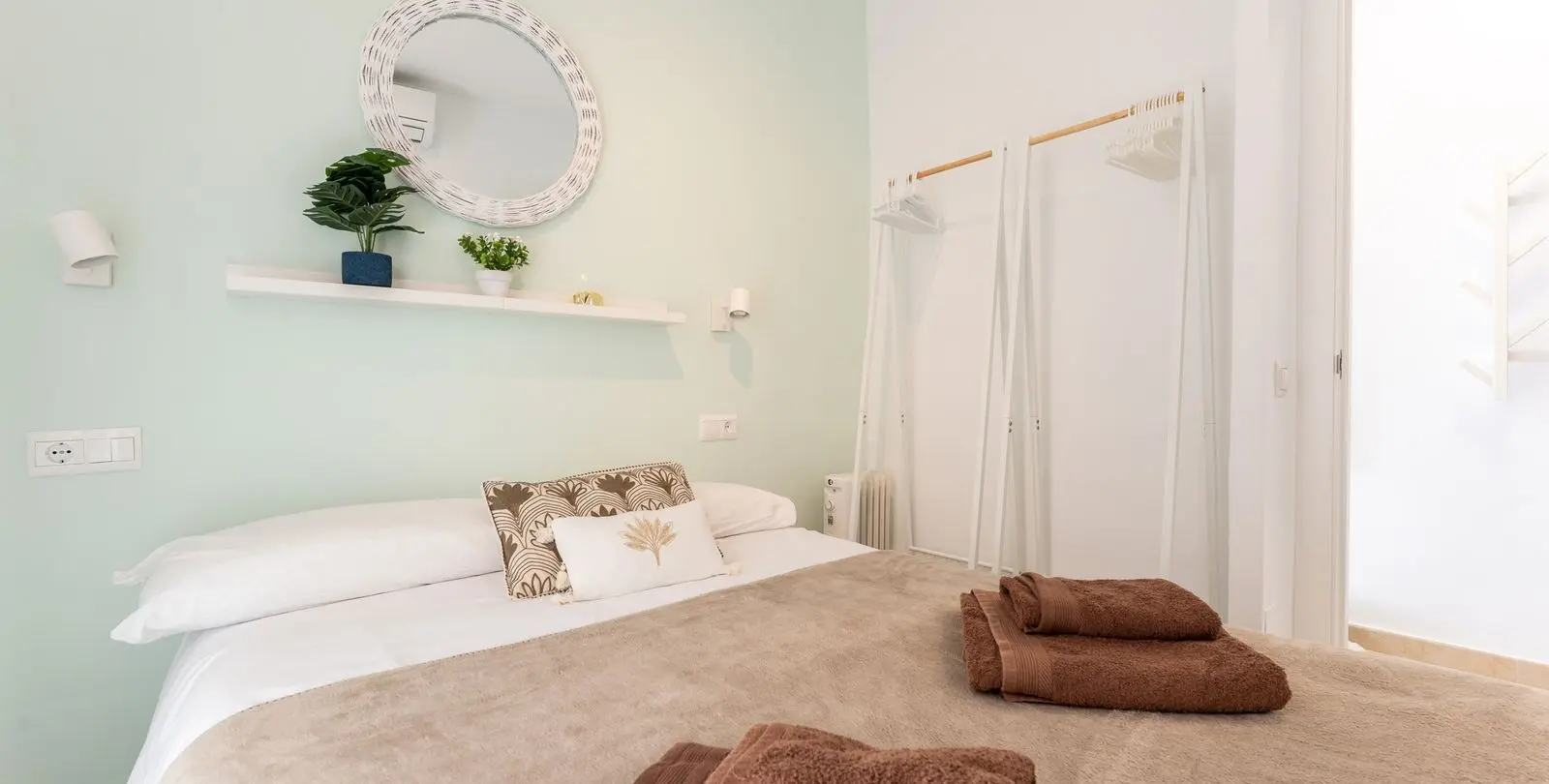 Sale of middle floor apartment in Fuengirola 19