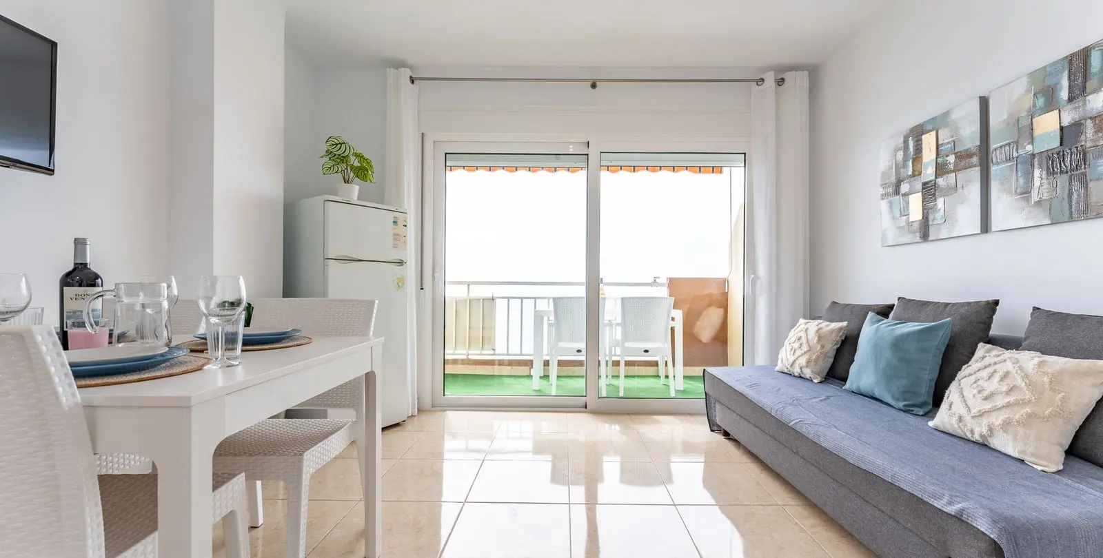 Sale of middle floor apartment in Fuengirola 3