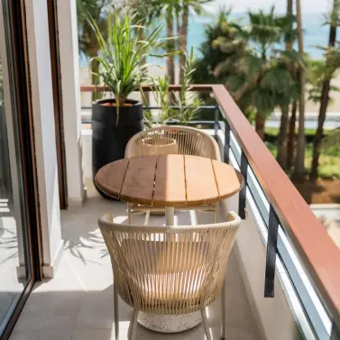 Venta de apartamento en planta media en Estepona