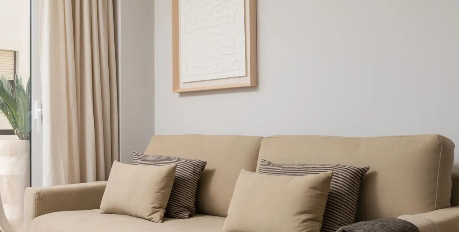 Sale of middle floor apartment in Estepona 17