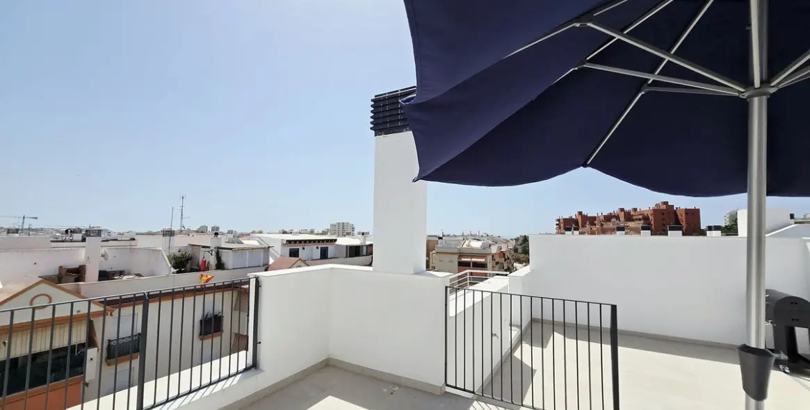Alquiler a largo plazo de ático en Estepona 9