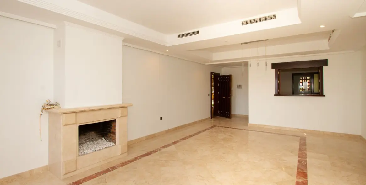Venta de apartamento en planta baja en La Mairena 3