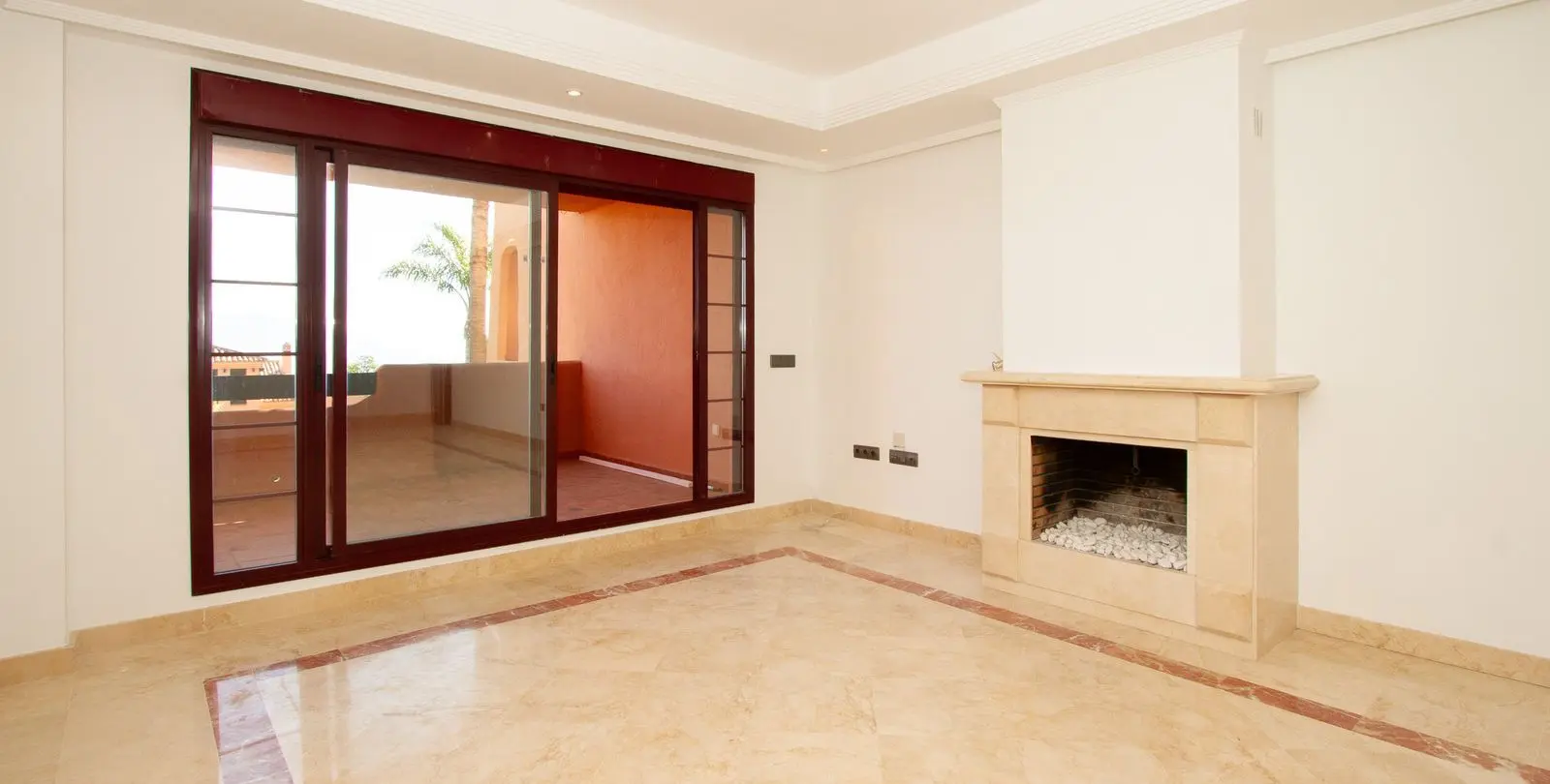 Sale of ground floor apartment in La Mairena 1
