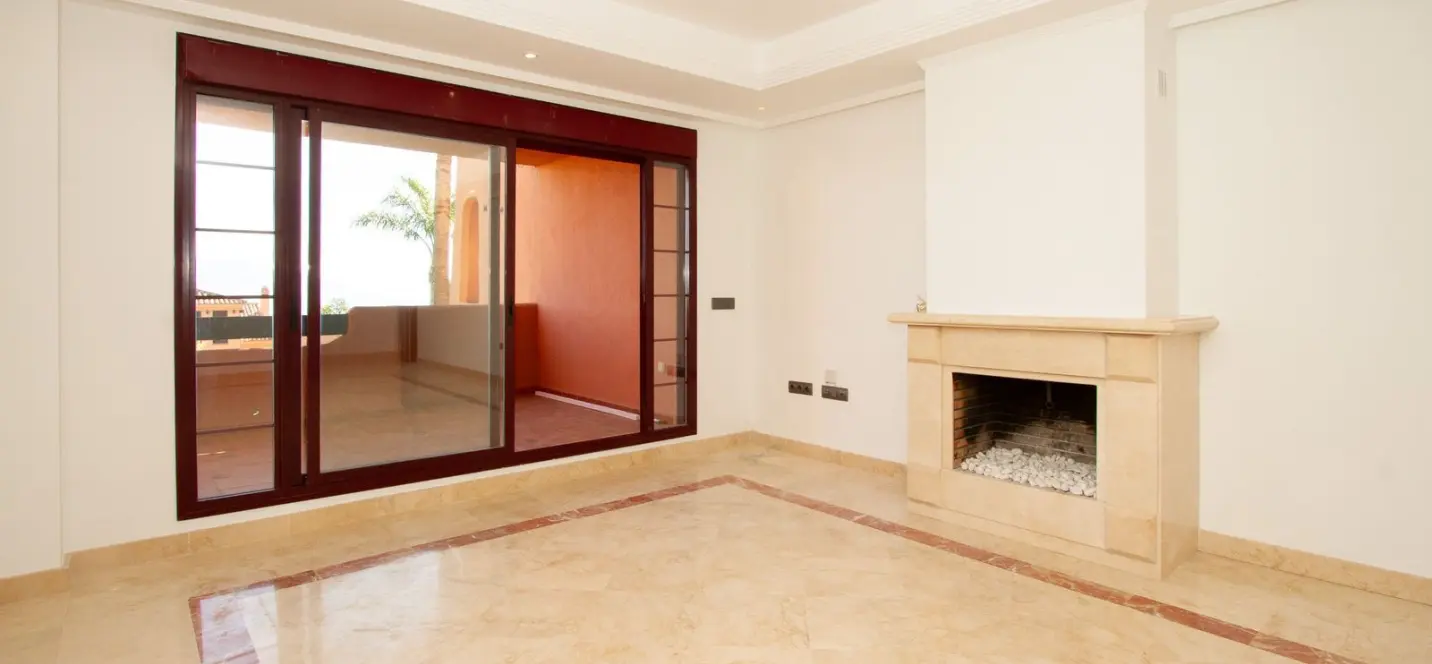 Sale of ground floor apartment in La Mairena 0