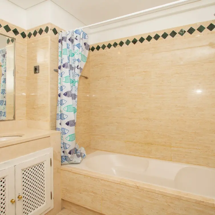 Sale of ground floor apartment in La Mairena