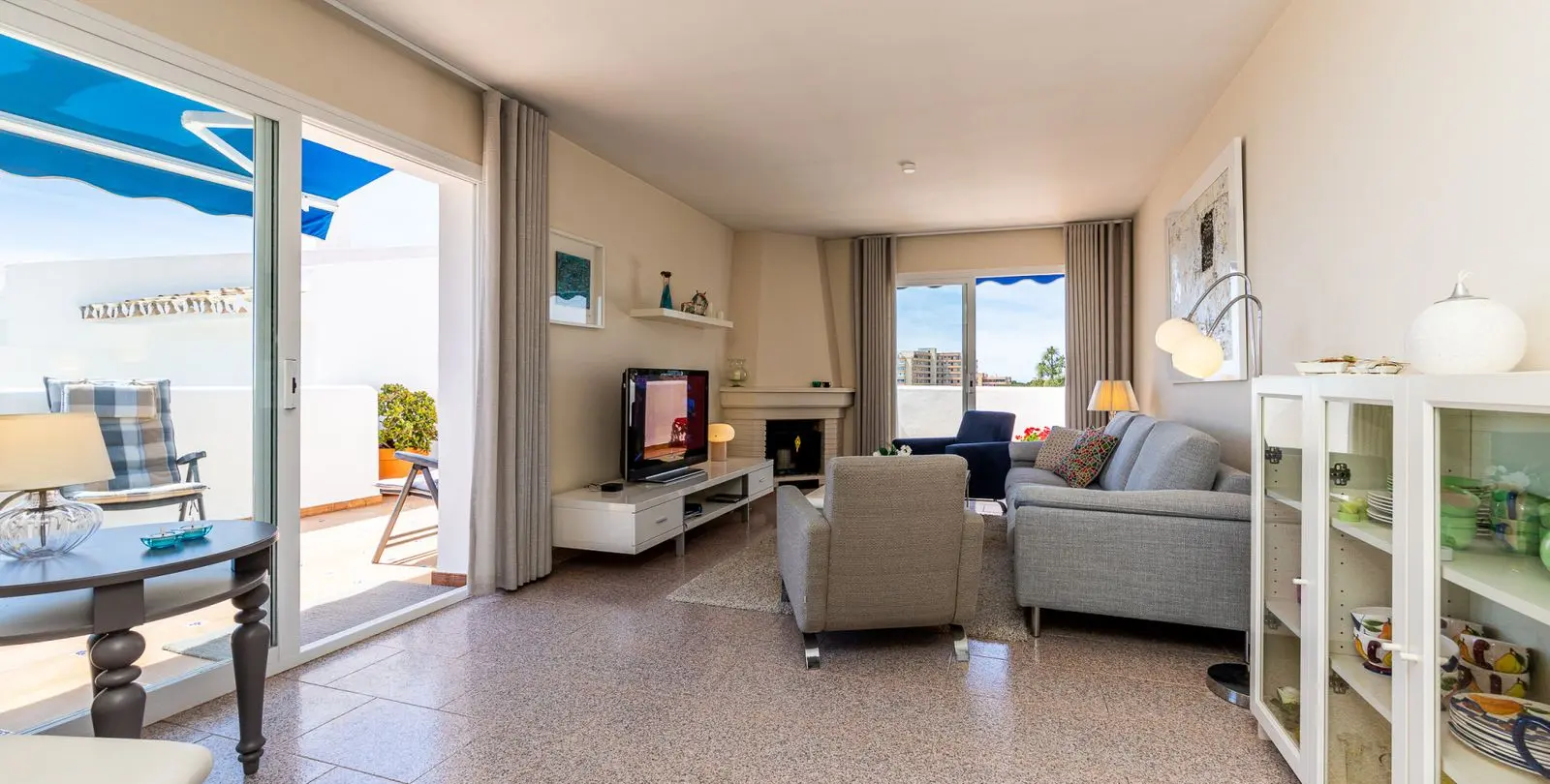 Sale of penthouse in Riviera del Sol 2