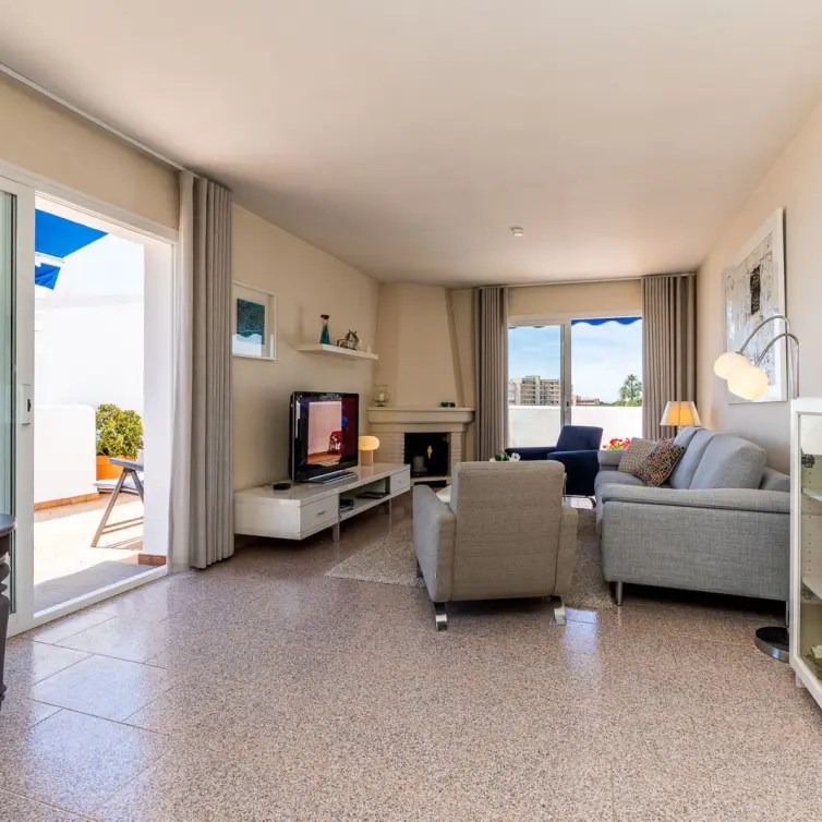 Sale of penthouse in Riviera del Sol