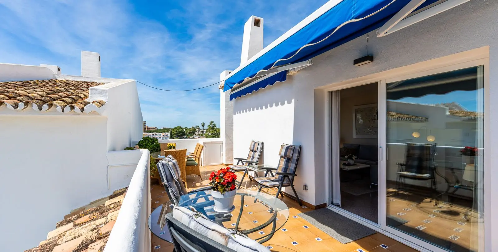 Sale of penthouse in Riviera del Sol 4