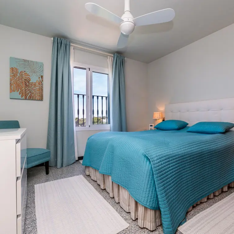 Sale of penthouse in Riviera del Sol