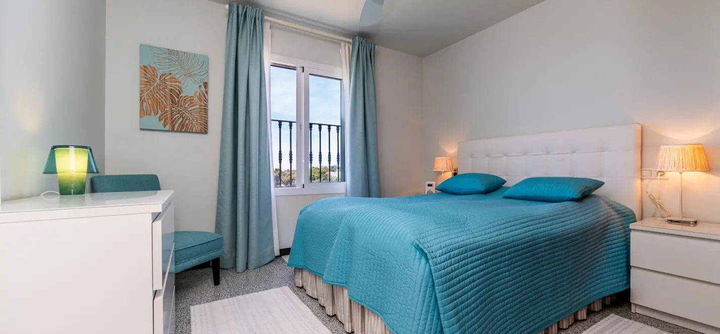 Sale of penthouse in Riviera del Sol 4