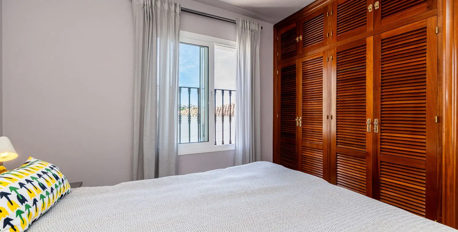 Sale of penthouse in Riviera del Sol 9