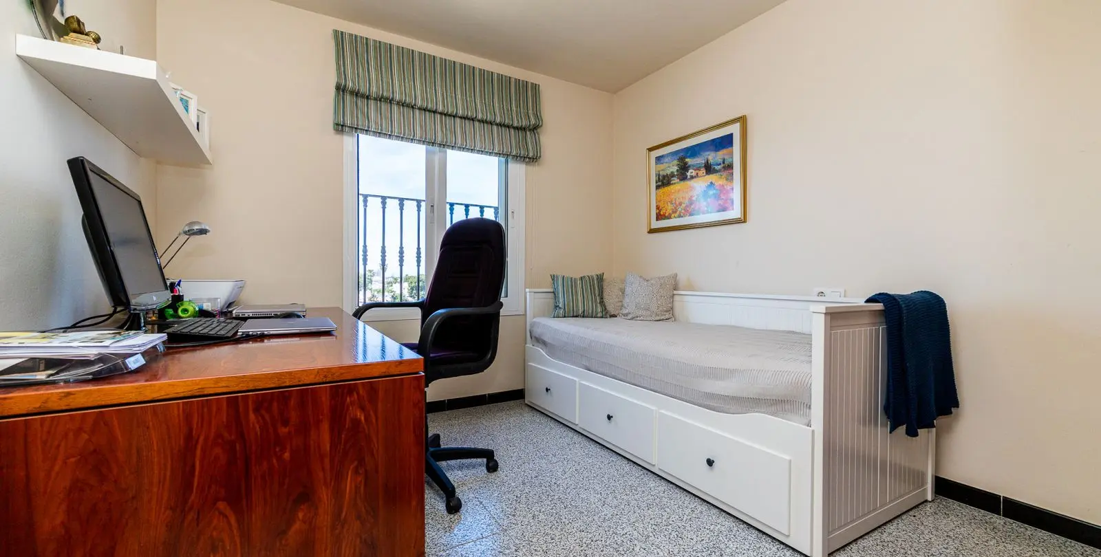 Sale of penthouse in Riviera del Sol 17