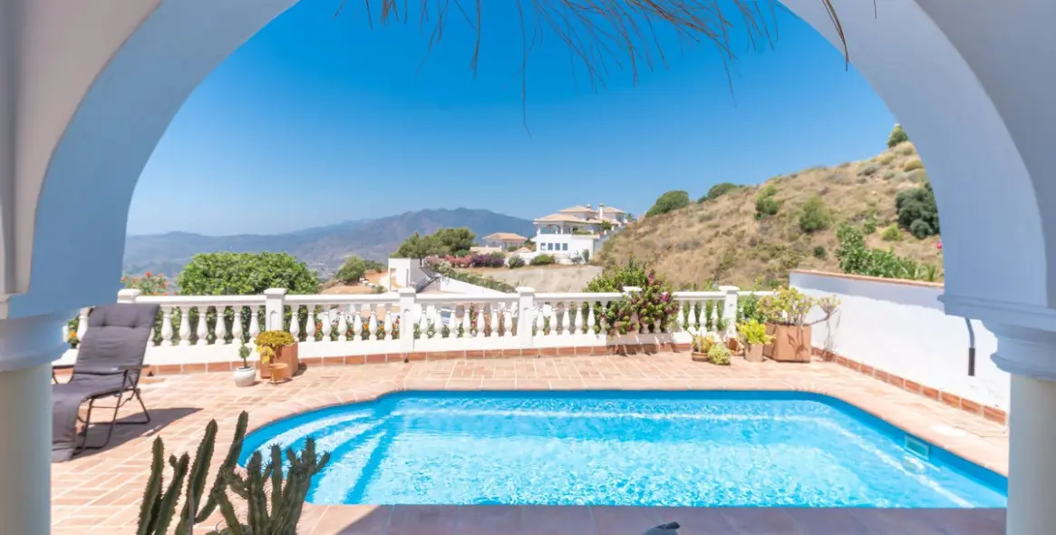 Sale of townhouse in Mijas 1