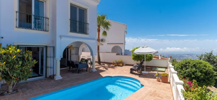 Sale of townhouse in Mijas 2